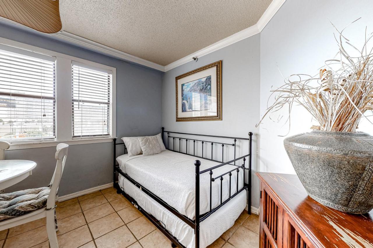 The Inn At St. Thomas Square #1208A Panama City Beach Bagian luar foto