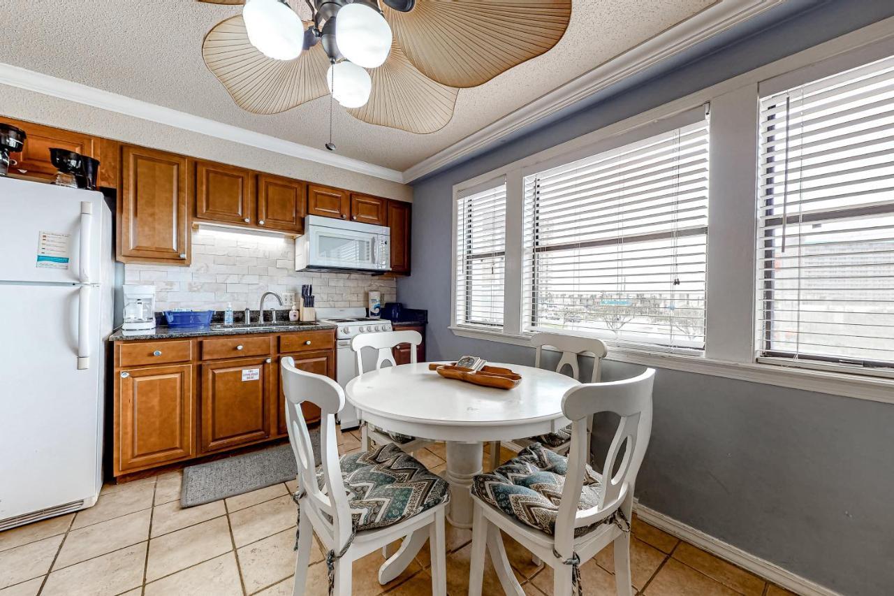 The Inn At St. Thomas Square #1208A Panama City Beach Bagian luar foto